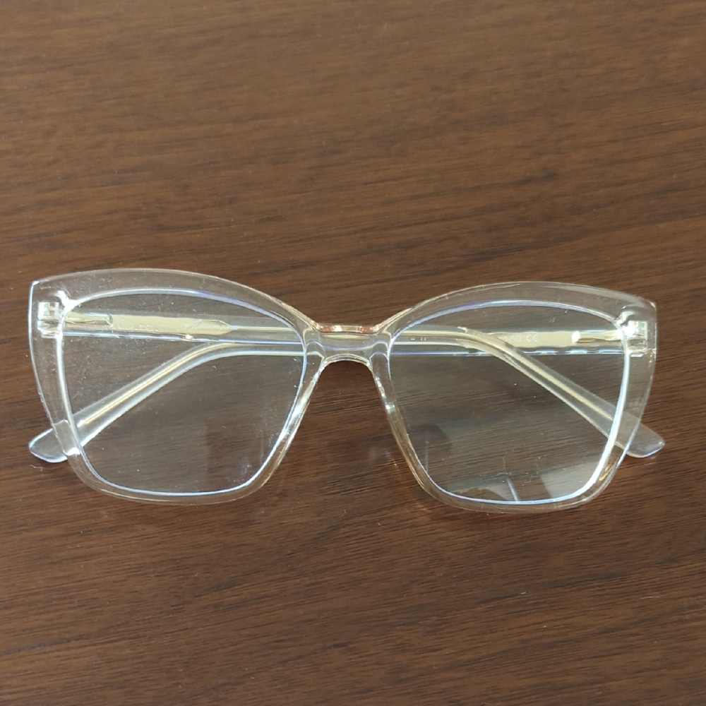 Clear Cat-Eye Glasses